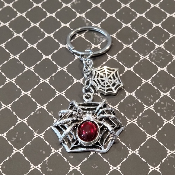 Accessories - Spider Keychain